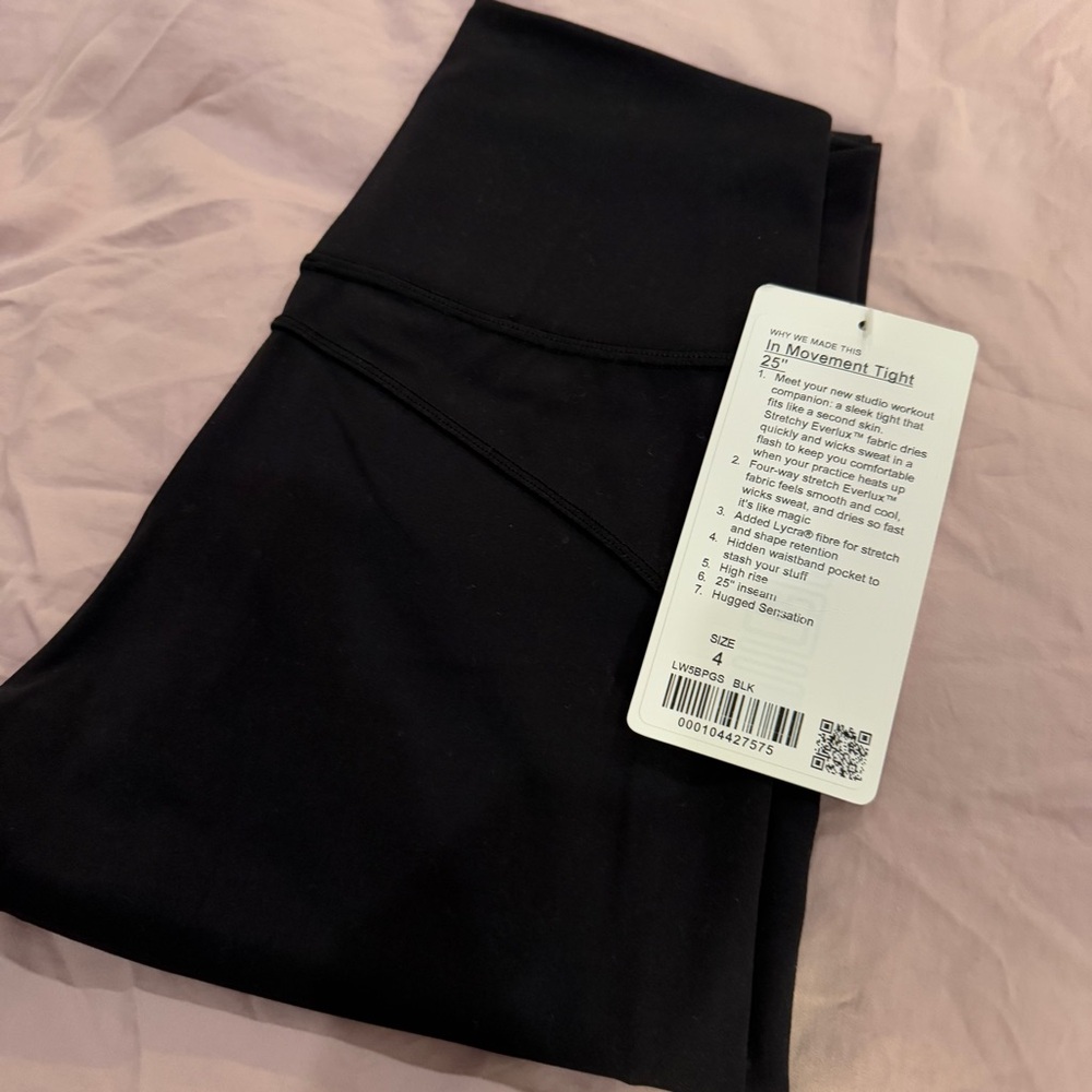 NWT Lululemon in movement tight legging 25”